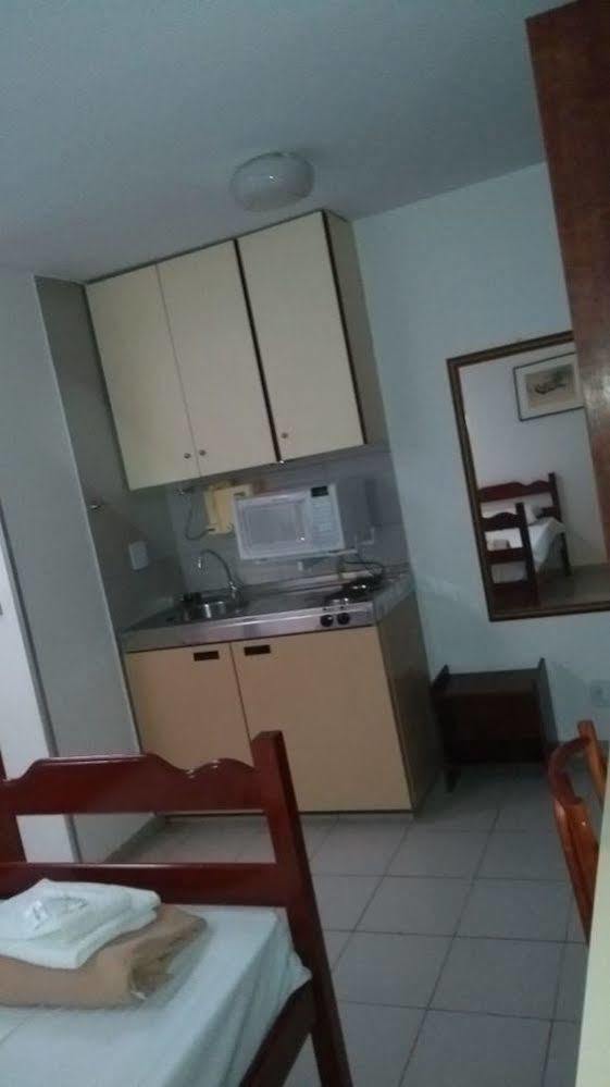 Apartahotel Living 2*